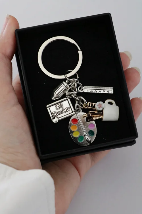 جاکلیدی پالت نقره ای