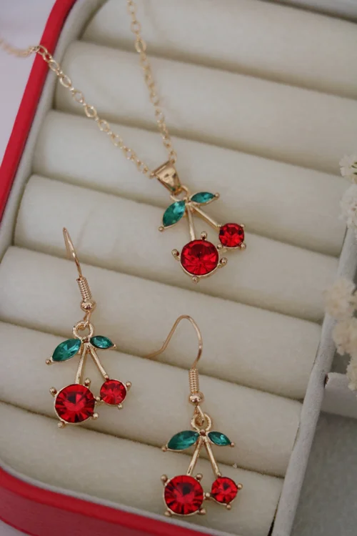 گردنبند گیلاسی🍒