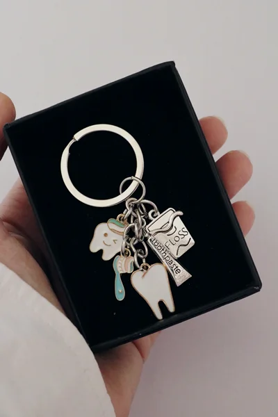 جاکلیدی دندان پزشک