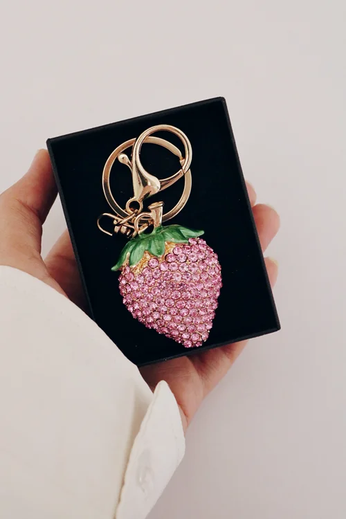 جاکلیدی و آویز کیف توت فرنگی