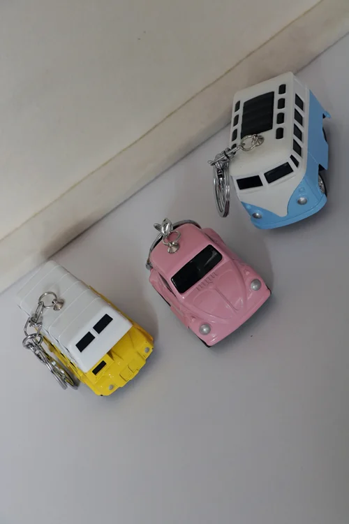 جاکلیدی و آویز کیف ماشین